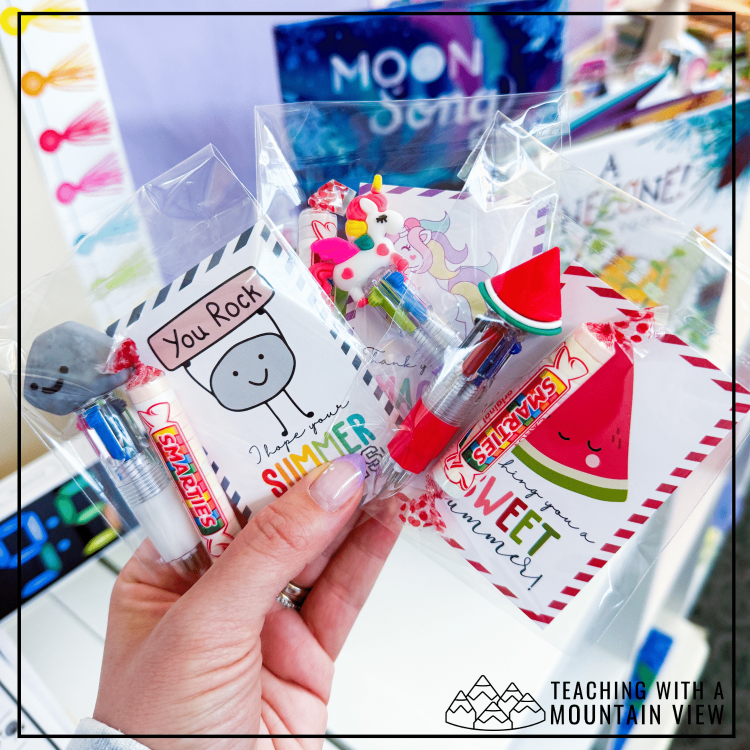 Best Easy End of the Year Student Gifts - Teaching with a Mountain View
